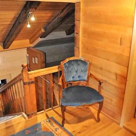 Lazy Mountain ホステル *